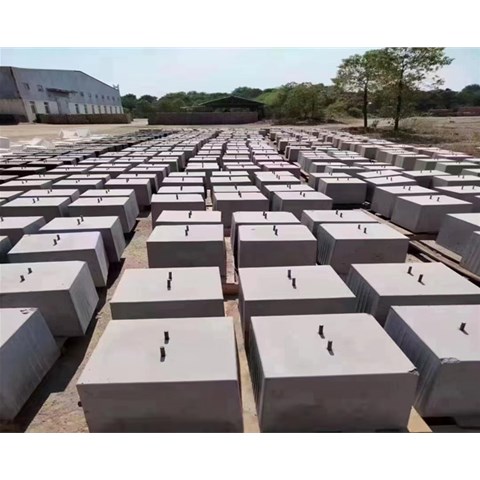 云南光伏墩回收利用：如何處理廢舊光伏面板以降低環(huán)境影響？