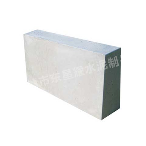 深色與淺色流水石在吸熱性上有何不同？選擇時(shí)需結(jié)合哪些環(huán)境因素綜合考量？